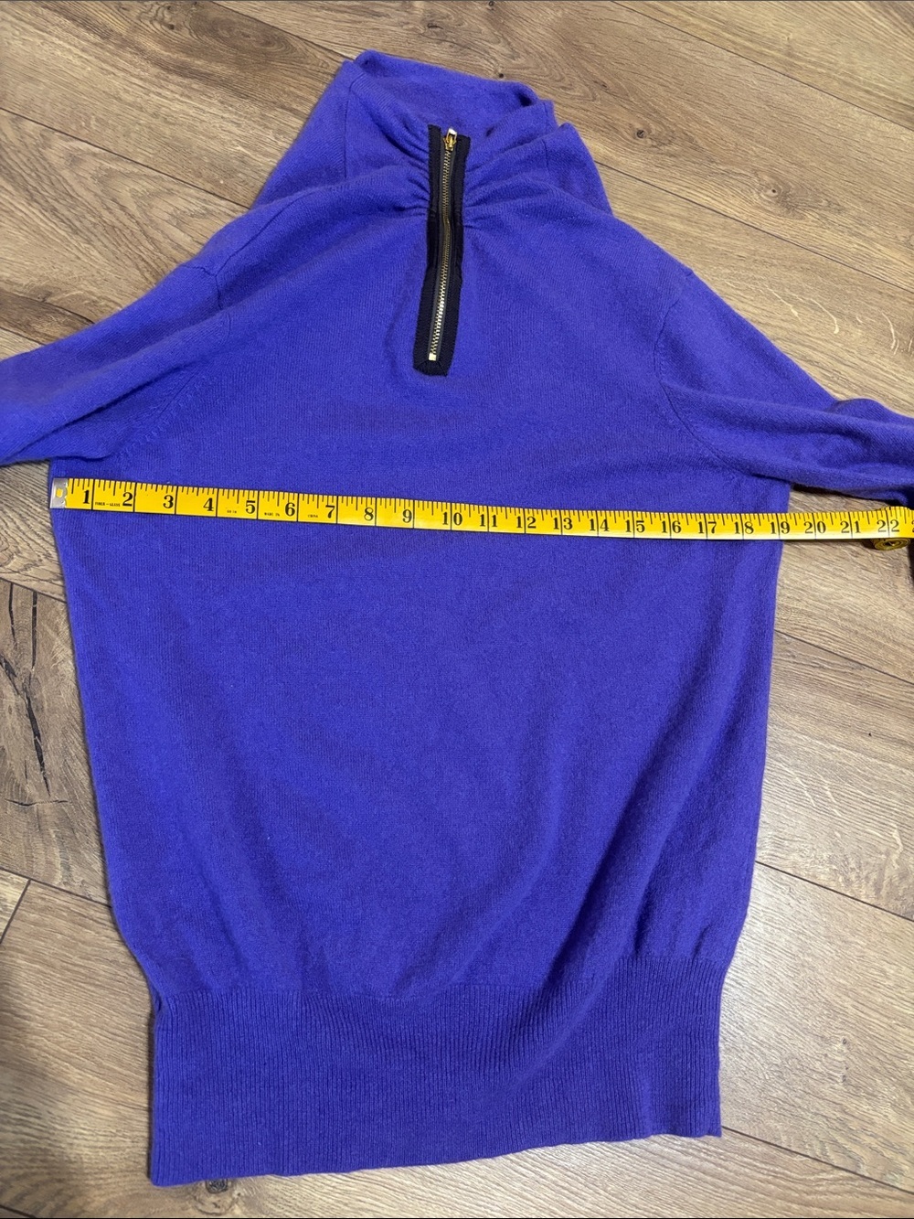 Tory burch cashmere mock neck quarter zip womens purple sweater size Medium - Picture 3 of 12